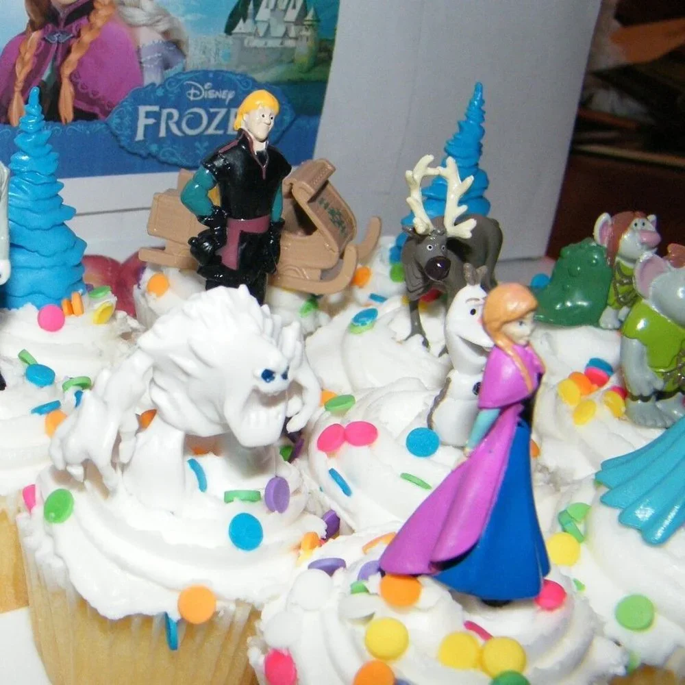 Disney Frozen Movie Cake Toppers Party Favors Set of 13 Bonus